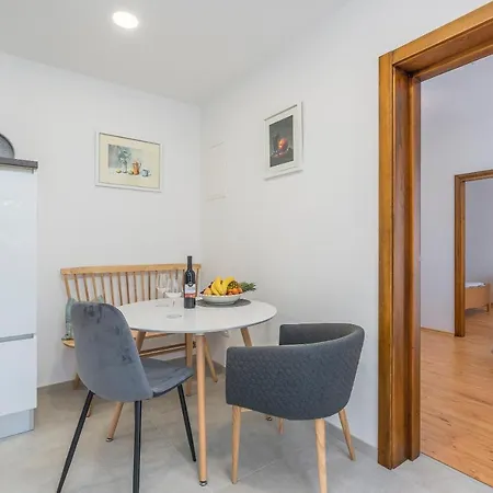 ゲストハウス Casa Nova