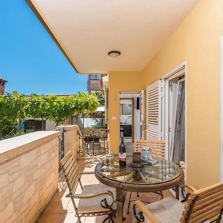 Casa Nova Guest house 3*