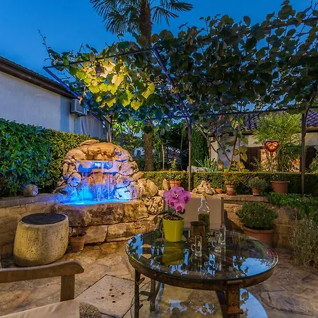 Casa Nova ゲストハウス 4*